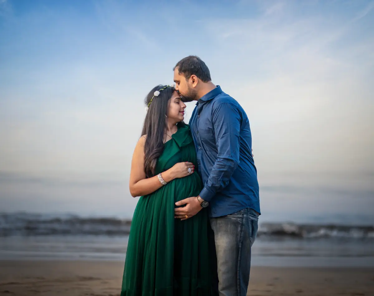 best maternity photographer in Mumbai
